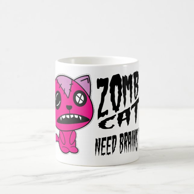 Caneca De Café Cérebros da necessidade dos gatos do zombi (Centro)