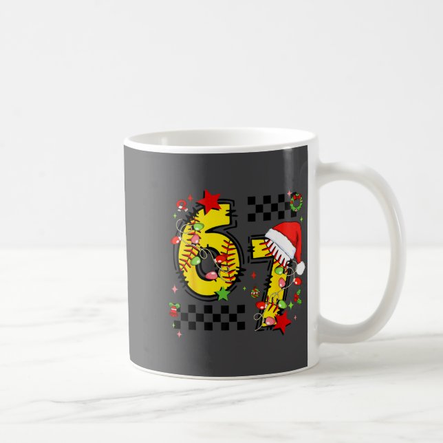 Caneca De Café Checkered 67 Softball Santa Hat Christmas Six Seve (Direita)