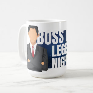 Caneca De Café Chefe de Dia Lenda à Noite – Citação Divertida de