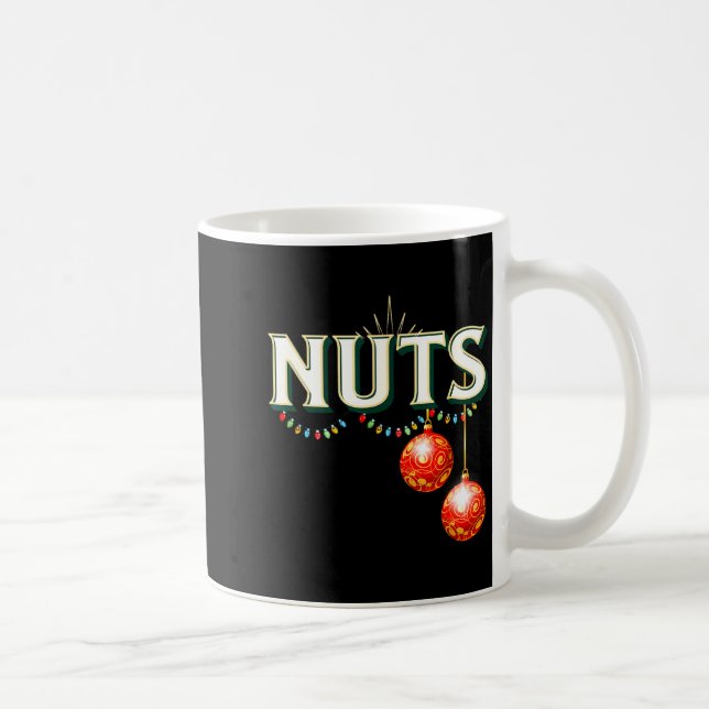Caneca De Café Chestnuts Matching Christmas Family Funny Chest Nu (Direita)