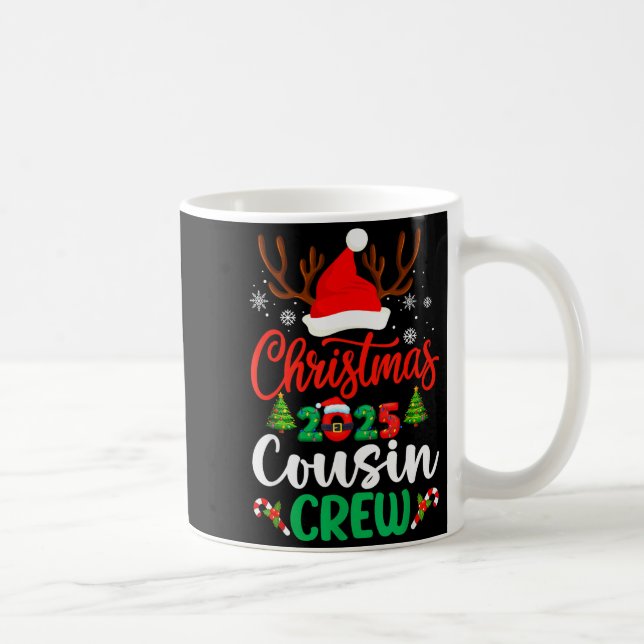 Caneca De Café Christmas 2025 Cousin Crew Pajamas Xmas Lights Fam (Direita)