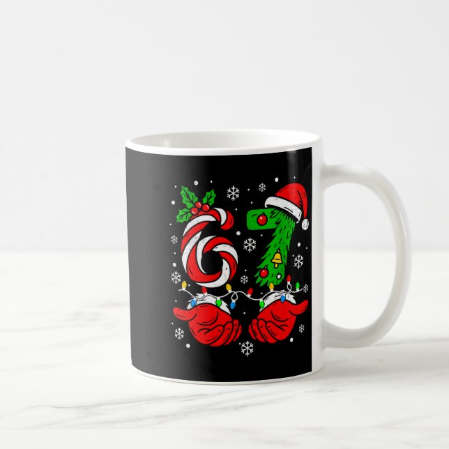 Caneca De Café Christmas 67 Candy Cane Six Seven Meme Lights Sant (Direita)