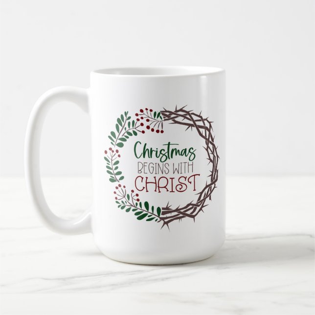 Caneca De Café CHRISTMAS COMEÇA COM O CRISTO Scripture Wreath (Esquerda)