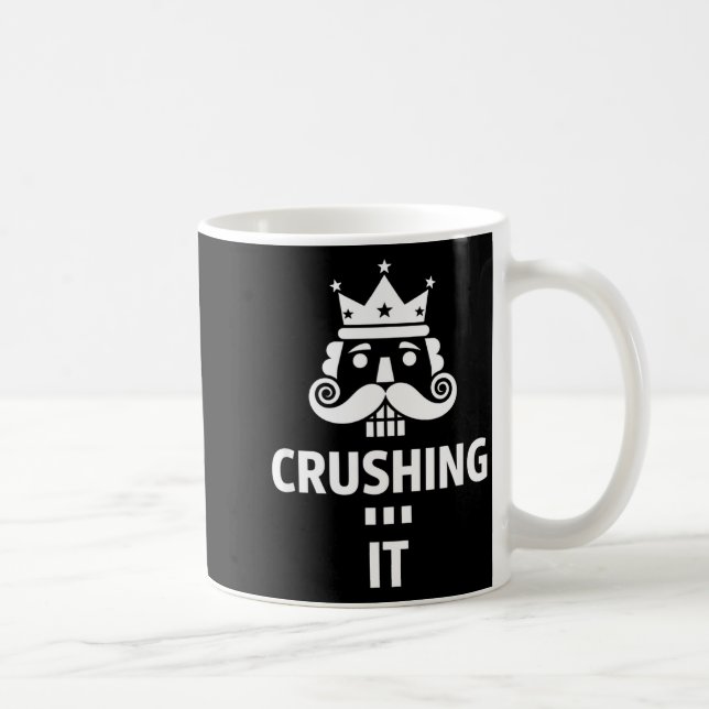 Caneca De Café Christmas Crushing It Nutcracker - Funny Retro Ugl (Direita)