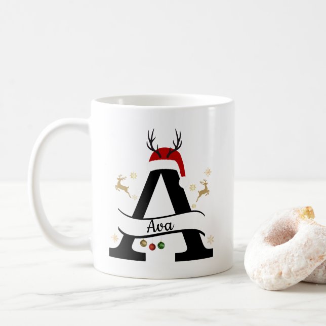 Caneca De Café Christmas Letter A Initial – Festive Holiday Desig (Com Donut)