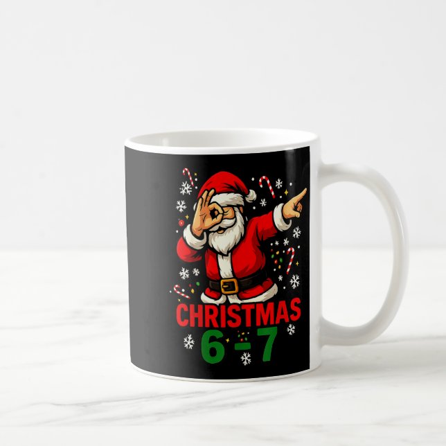 Caneca De Café Christmas Shirt - Funny Dabbing Santa 6 7 Meme  (Direita)