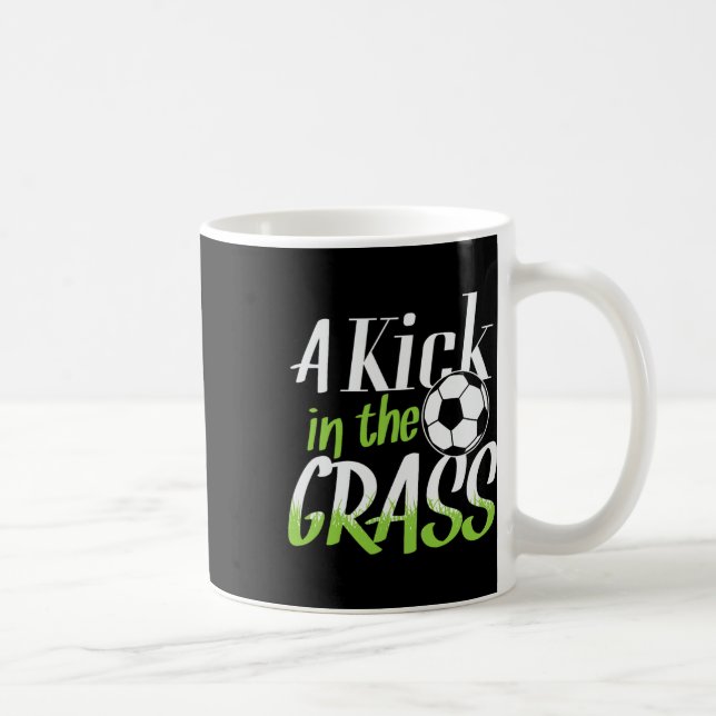 Caneca De Café Chute de meta de futebol no gram  (Direita)