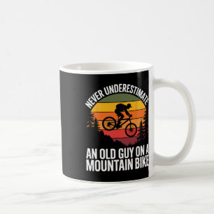 Caneca De Café Ciclismo Bicicleta Nunca Subestime o Velho Cara Em