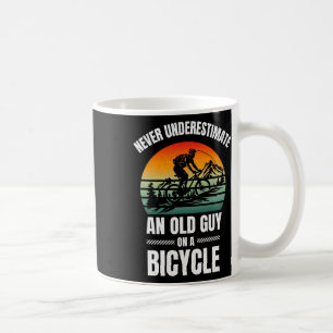 Caneca De Café Ciclismo Legal Nunca Subestime Um Velho Num B