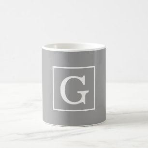 Caneca De Café Cinza Escura Branco com estrutura inicial Monogram