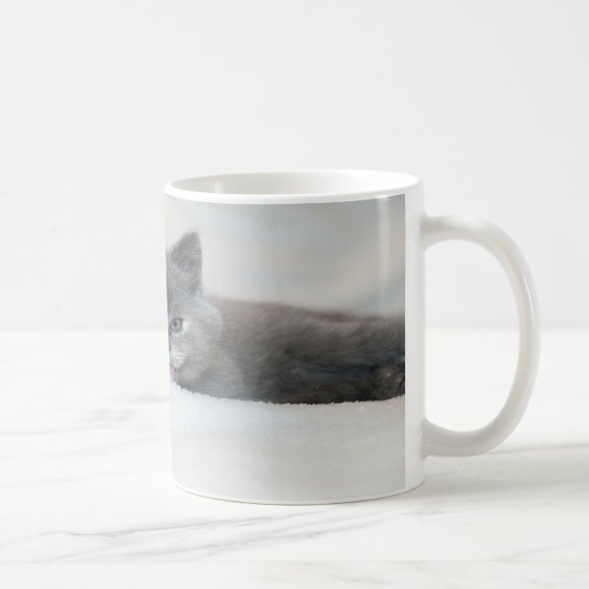 Caneca De Café Cinza Kitten Licenciando neve (Direita)