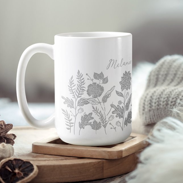 Caneca De Café Cinzas de Flores de Outono Personalizadas (Personalized Foliage Autumn Flowers Grey Coffee Mug)
