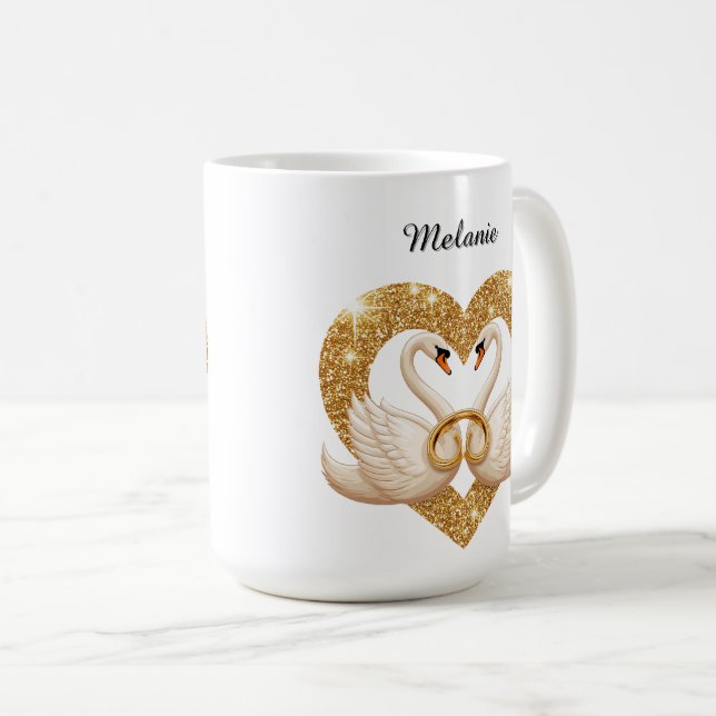 Caneca De Café Cisnes Elegantes com Anéis Dourados (Frente Esquerda)