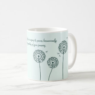 Caneca De Café Citação motivacional do dandelion branco minmalist