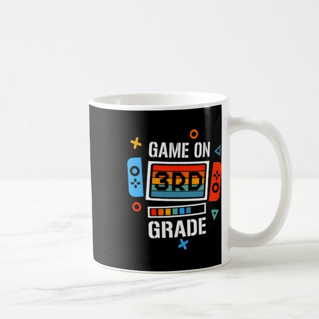 Caneca De Café Ck To School Game On 3rd Grade Funny Gamer Kids Bo (Direita)