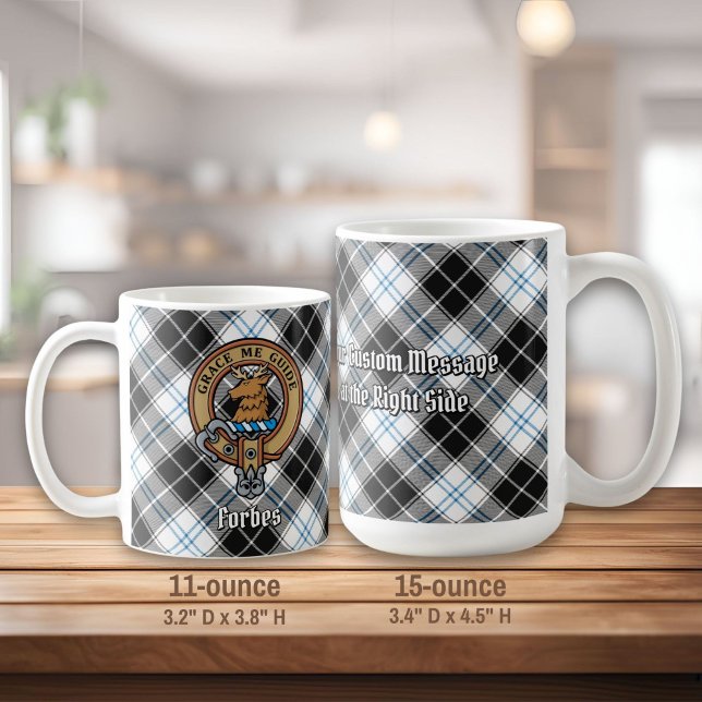 Caneca De Café Clan Forbes Crest sobre o vestido Tartan (Criador carregado)