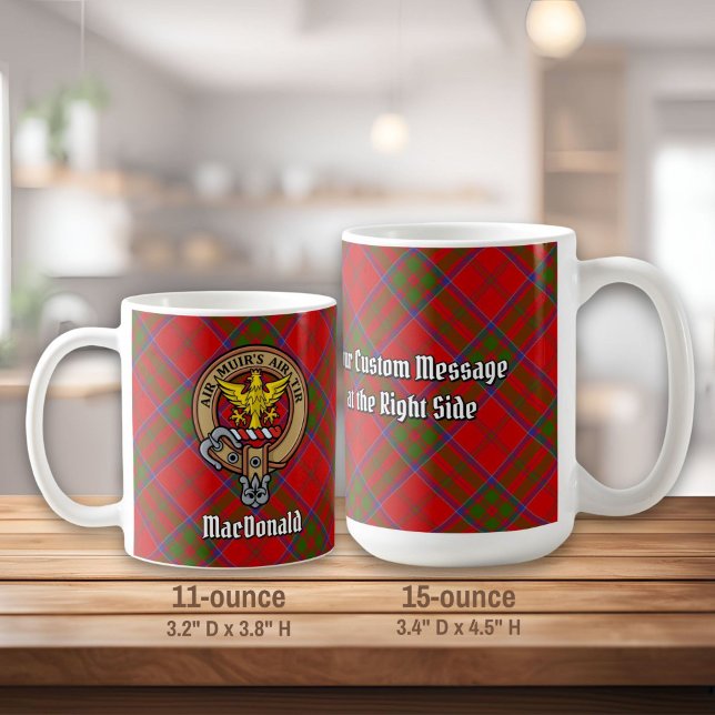 Caneca De Café Clan MacDonald do Keppoch Crest sobre Tartan (Criador carregado)
