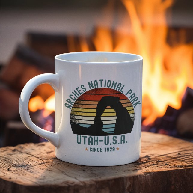 Caneca De Café Classic Sunset over Arches Park, Utah (Criador carregado)