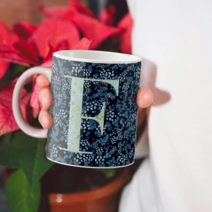 Caneca De Café Clássico Elegante Floral Monograma F azul c/frase