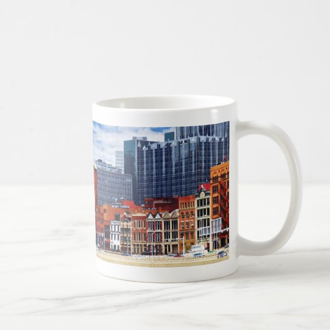 Caneca De Café Closeup do Skyline da PA de Pittsburgh (Direita)