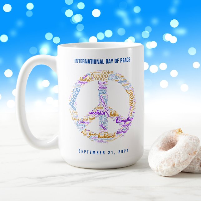 Caneca De Café Cloud mundial de sinais de paz no Dia Mundial da P (World Peace Day Peace Sign Word Cloud Coffee Mug Cover Photo.)