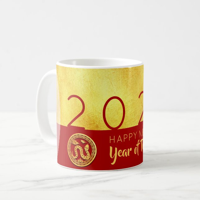 Caneca De Café Cobra de Ano Novo Chinês 2025 Red Dourado WM (Frente Esquerda)