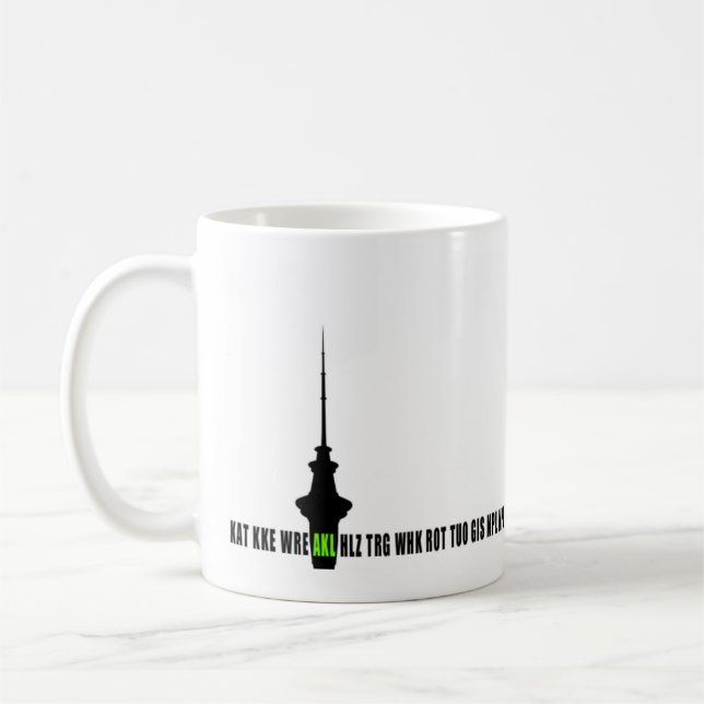 Caneca De Café Códigos da cidade do aeroporto - Auckland (Esquerda)