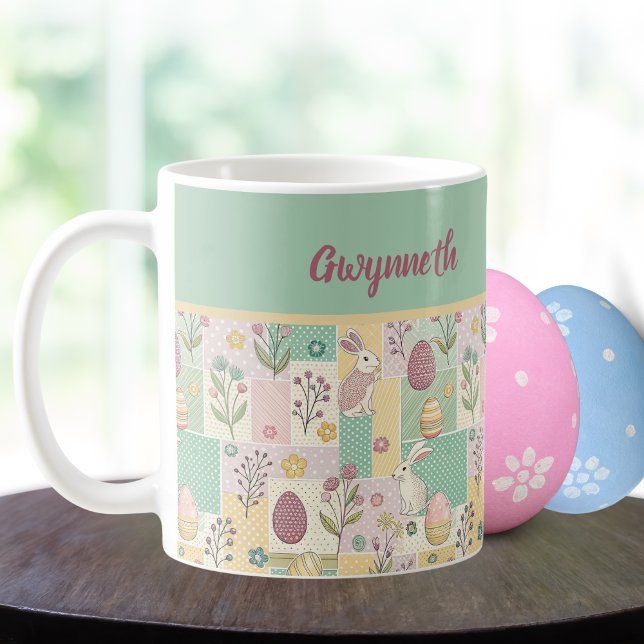 Caneca De Café Coelhinhos de Páscoa em Patchwork Pastel Ovos e Gi (Criador carregado)