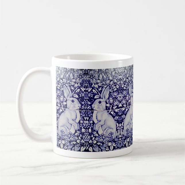 Caneca De Café Coelho Branco e Azul Coelho Florado Coelhinho (Esquerda)