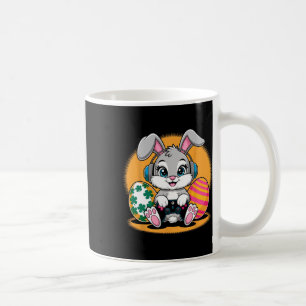 Caneca De Café Coelho de Páscoa Feliz Dia de Ovos Engraçado Menin
