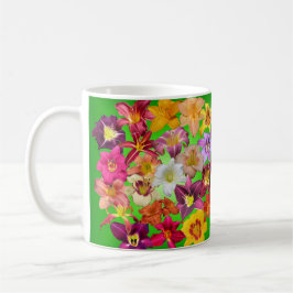 Caneca De Café Colagem do hemerocallis no verde