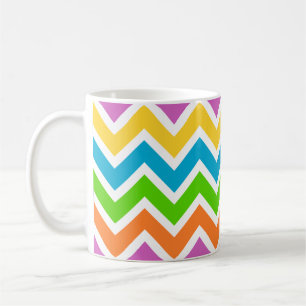 caneca de café com chevron de primavera
