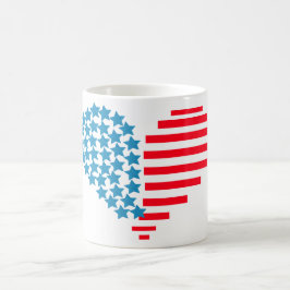 caneca de café com corações de 4 de julho