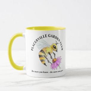 Caneca de café com desenho de abelha
