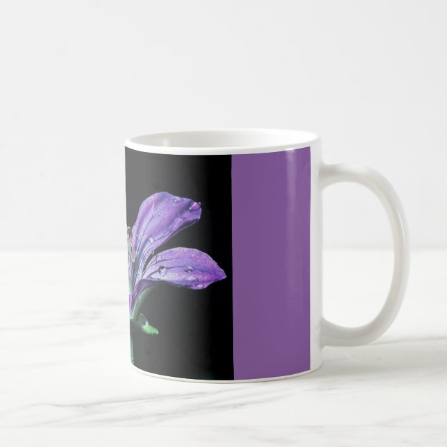 caneca de café com flor roxa (Direita)