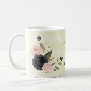 caneca de café com flores rosa e preto