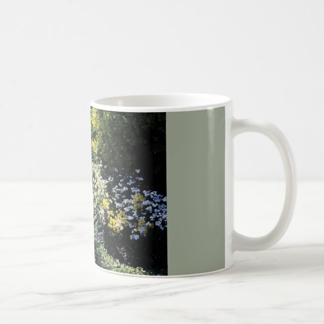 caneca de café com jardim (Direita)