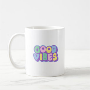 Caneca de Café com Letras de Bolha Coloridas e Vib