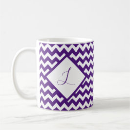 Caneca de café com monograma de chevron em cor per
