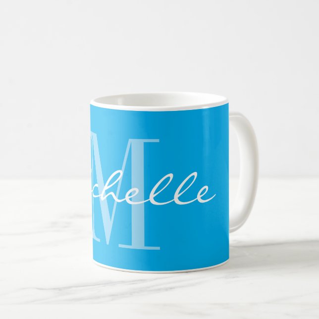 Caneca de café com monograma de nome azul e branco (Frente Esquerda)