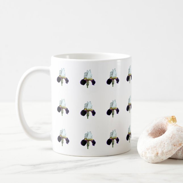 Caneca de Café com Padrão de Íris Roxa e Branca (Com Donut)