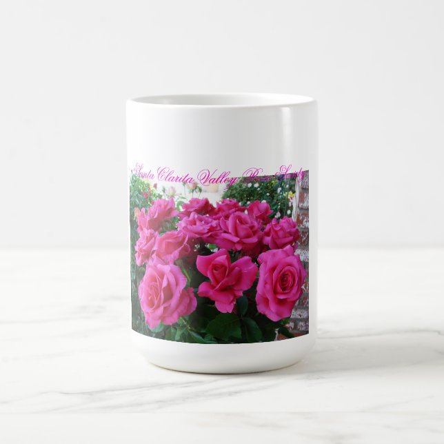 Caneca de café com rosas cor-de-rosa (Centro)
