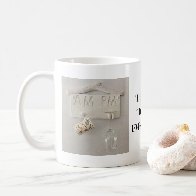 CANECA DE CAFÉ COM TEMA DE MADEIRA FLUTUANTE (Com Donut)