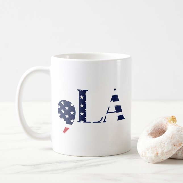Caneca De Café Comma La Kamala Harris para o Presidente 2024 (Com Donut)