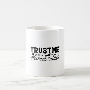 Caneca De Café Confie em mim, sou um programador de ICD com códig