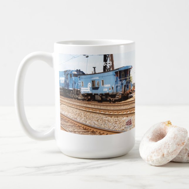 Caneca De Café ConRail 1633 GP-15-1 e Caboose               (Com Donut)