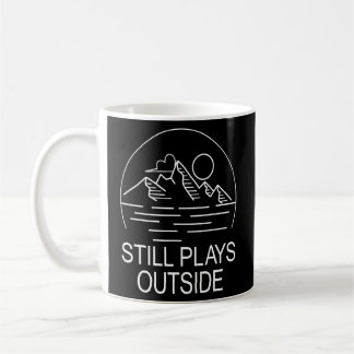 Caneca De Café Continua Reproduzindo Lá Fora
