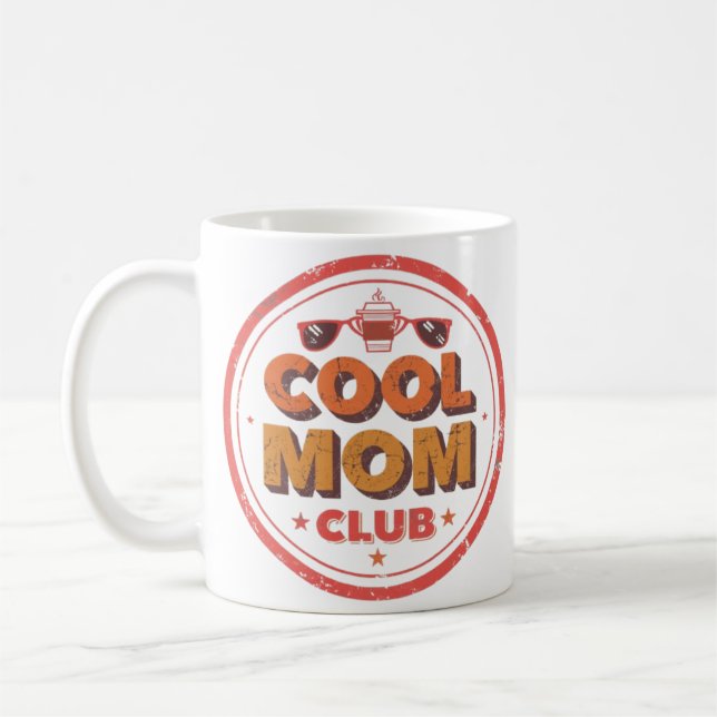 Caneca De Café Cool Mom Club | Retro Badge Logo (Esquerda)