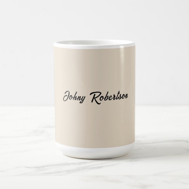 Caneca De Café Cor de Amêndoa Simples Elegante Profissional Minim (Centro)