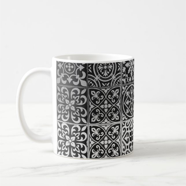 Caneca De Café Cores damasco pretas e brancas (Esquerda)